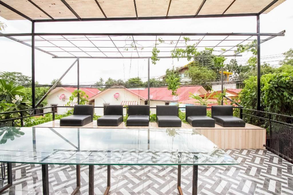 Oyo 271 The Resort Romklao Μπανγκόκ Εξωτερικό φωτογραφία